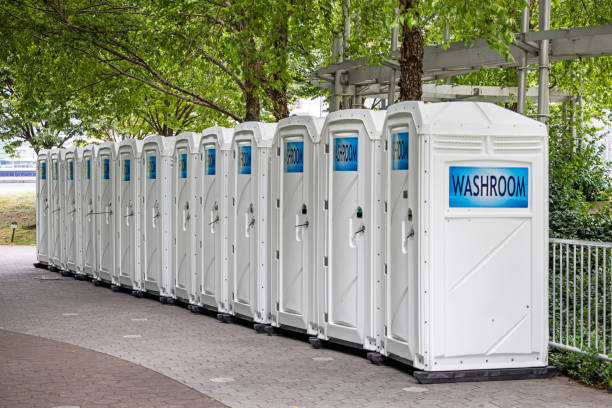 Best Standard Portable Toilet Rental in Temple, GA